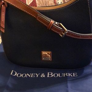 Dooney/Bourke crossbody bag